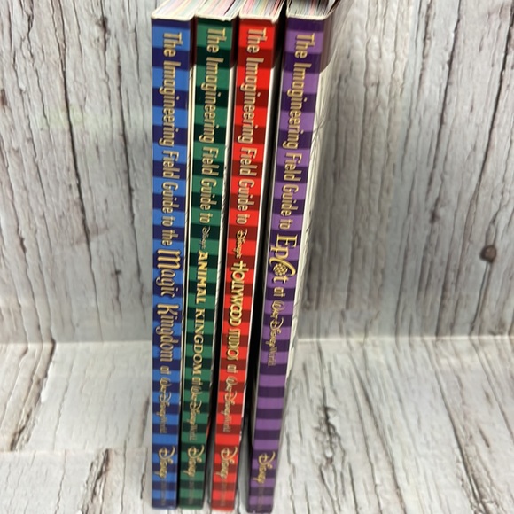 Disney - WDW Park Guides (4) - Vintage - Picture 6 of 6